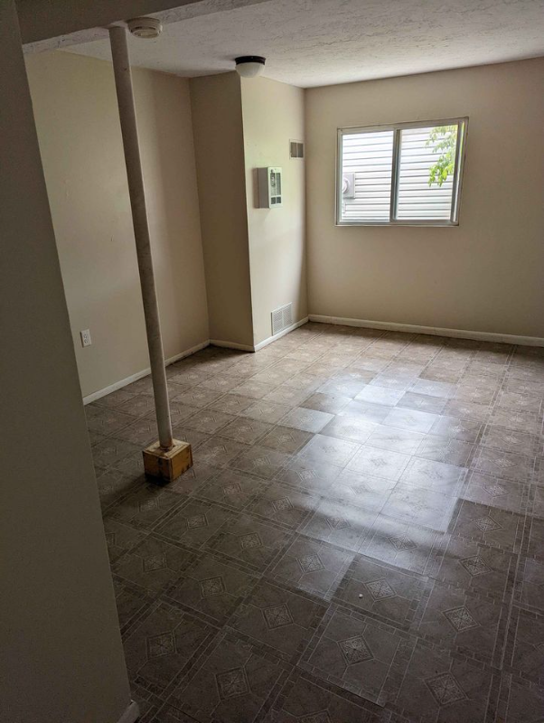 Rexburg Other: 106 East 1st South