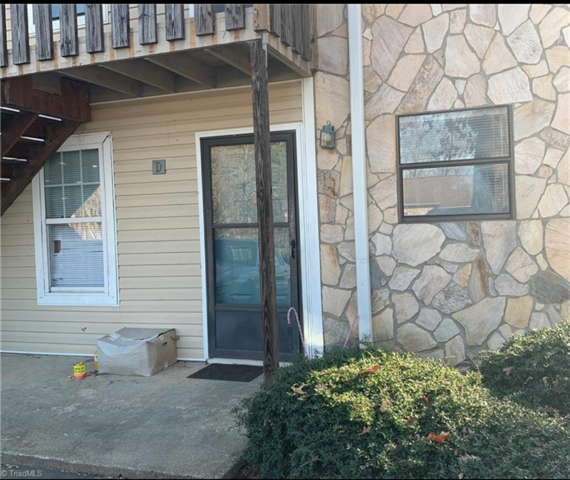 Winston Salem Condo: 2000 Swaim Ridge Circle