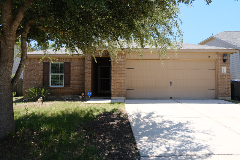 San Antonio House: 3903 Southern Field