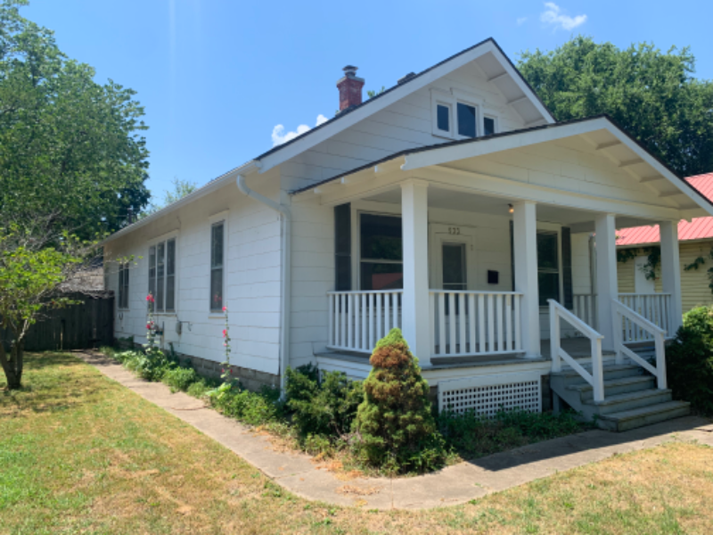 Bartlesville House: 533 E 9th St