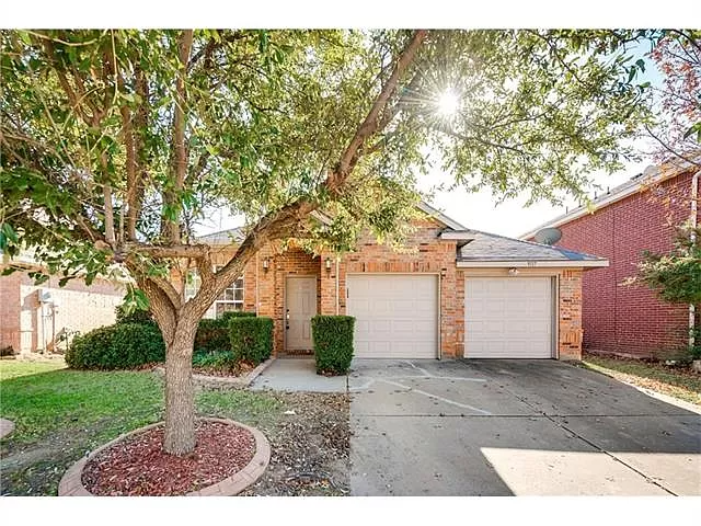 McKinney House: 9117 NEWPORT LN